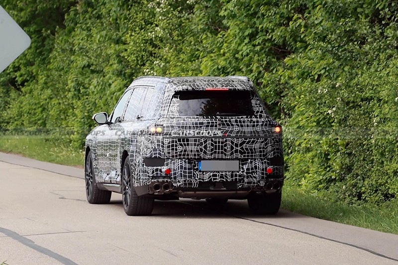 全新一代宝马X7测试谍照曝光-有望在2027年正式发布4